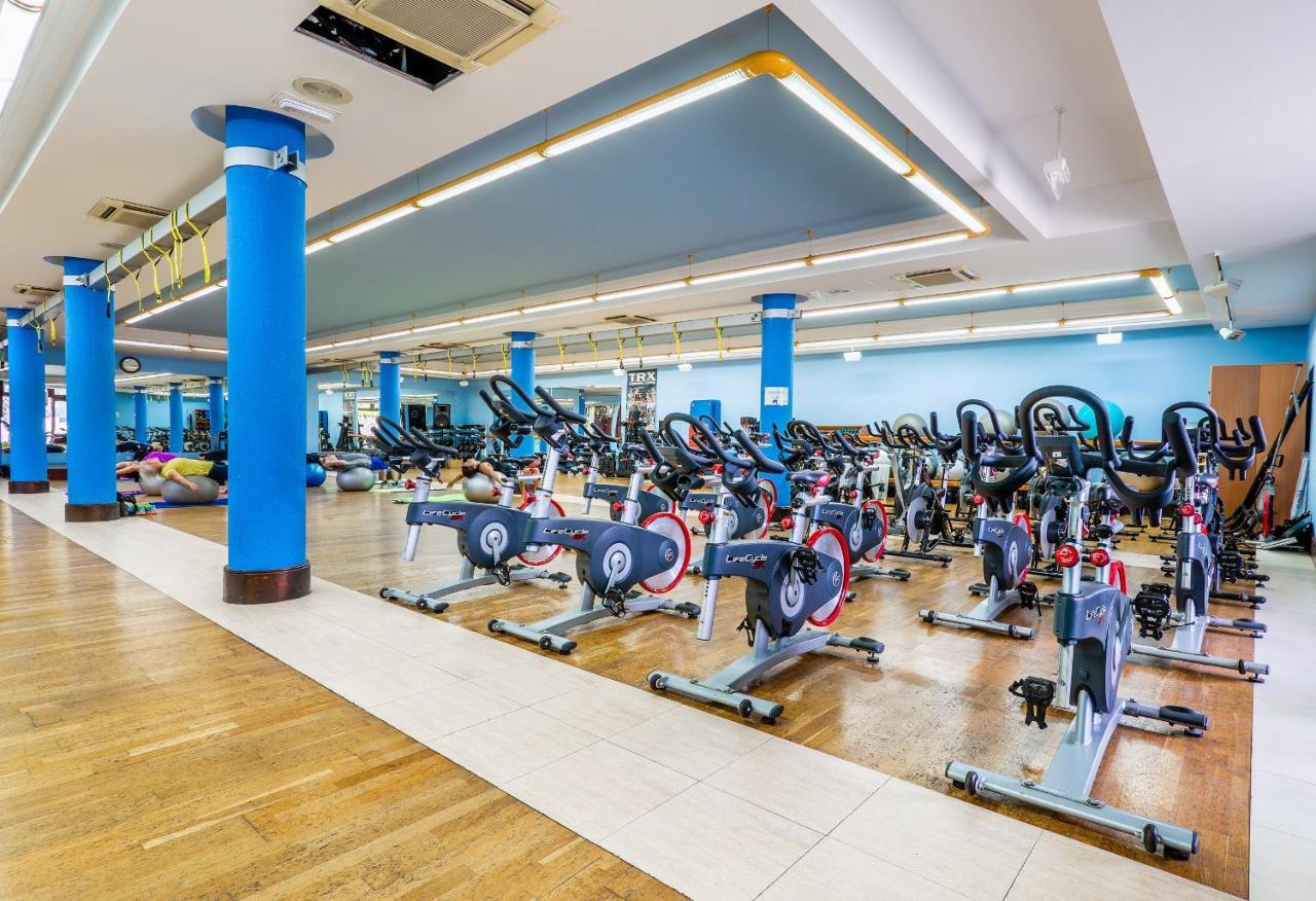 Blue Volcano-pool, Gym And Activities In Sport Center Fariones Included 度假居 *